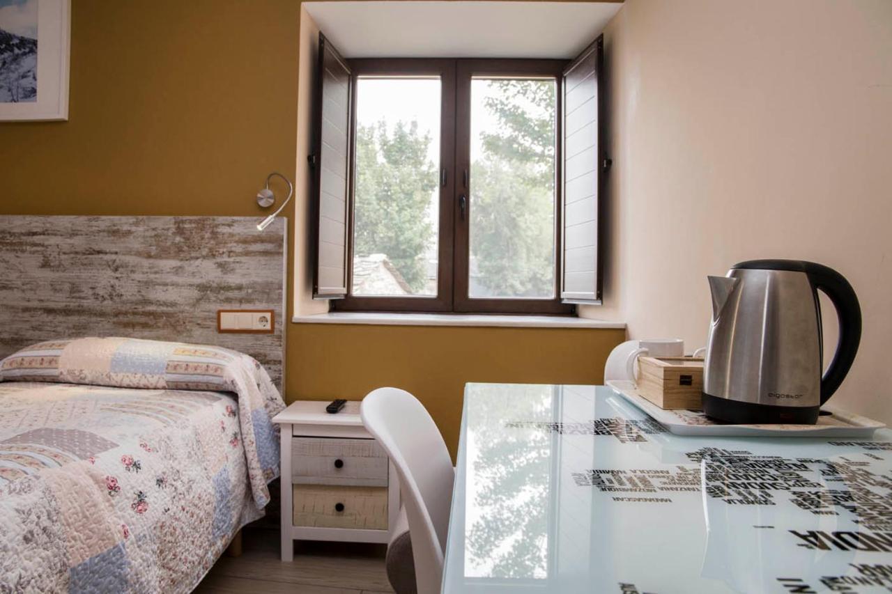 Casa Nunez Guest House Fonfría Екстериор снимка